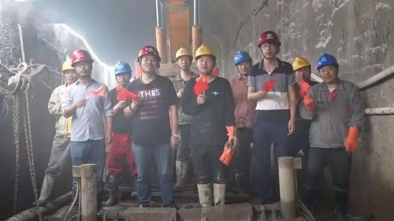 男朋友说买了保险，他死了我就可以得到200万现实吗？游戏画面